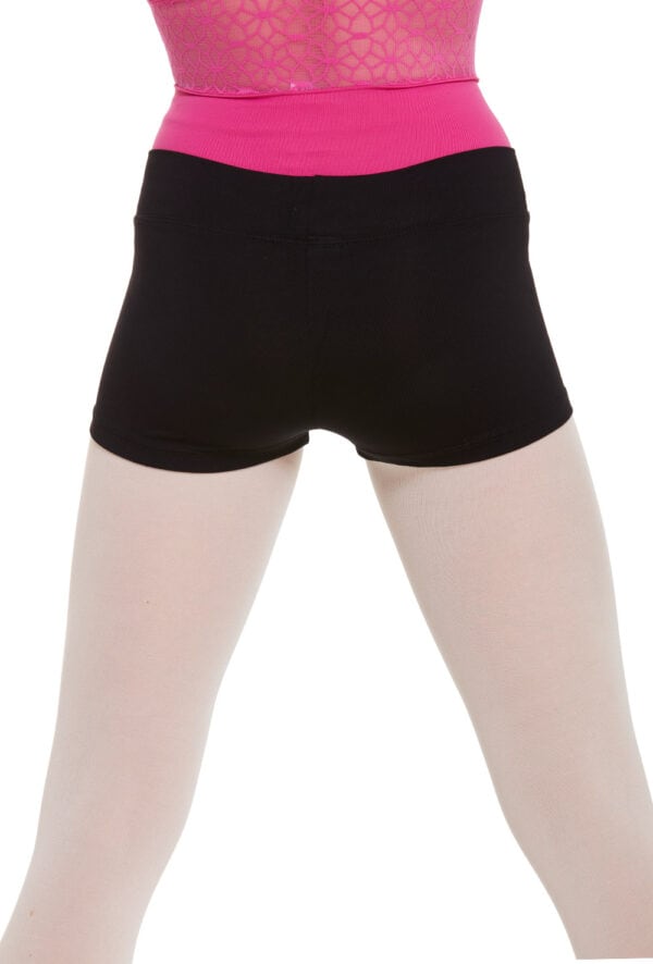 55667213 Studio Line Short