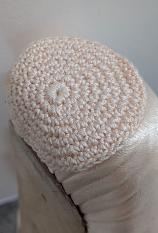 easy-darn-product Easy Darn Pointe Shoe Protectors